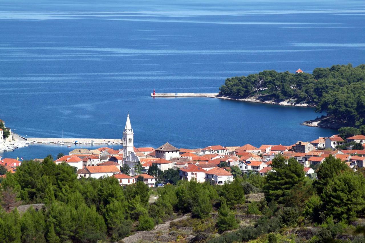 Apartments With A Parking Space Jelsa, Hvar - 8765 Jelsa  Exteriér fotografie