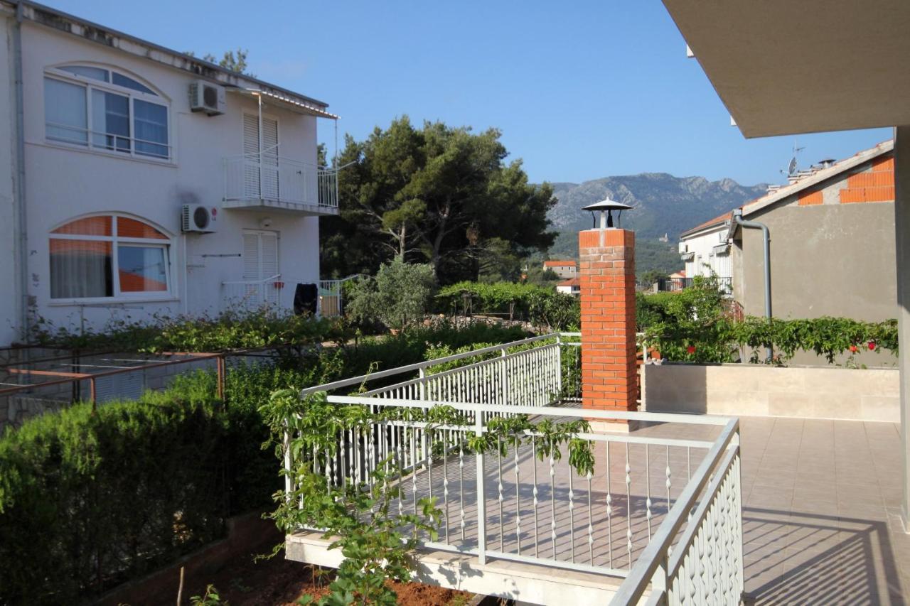 Apartments With A Parking Space Jelsa, Hvar - 8765 Jelsa  Exteriér fotografie